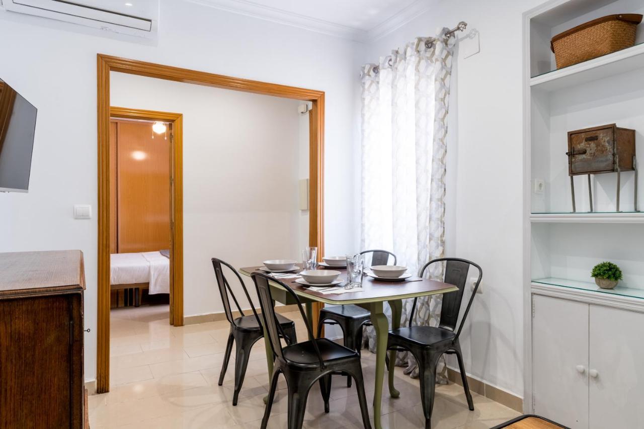 Holi-Rent Salado Apartman Sevilla Kültér fotó