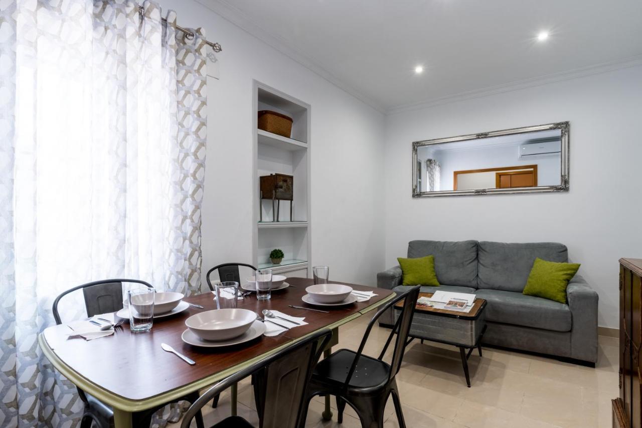 Holi-Rent Salado Apartman Sevilla Kültér fotó
