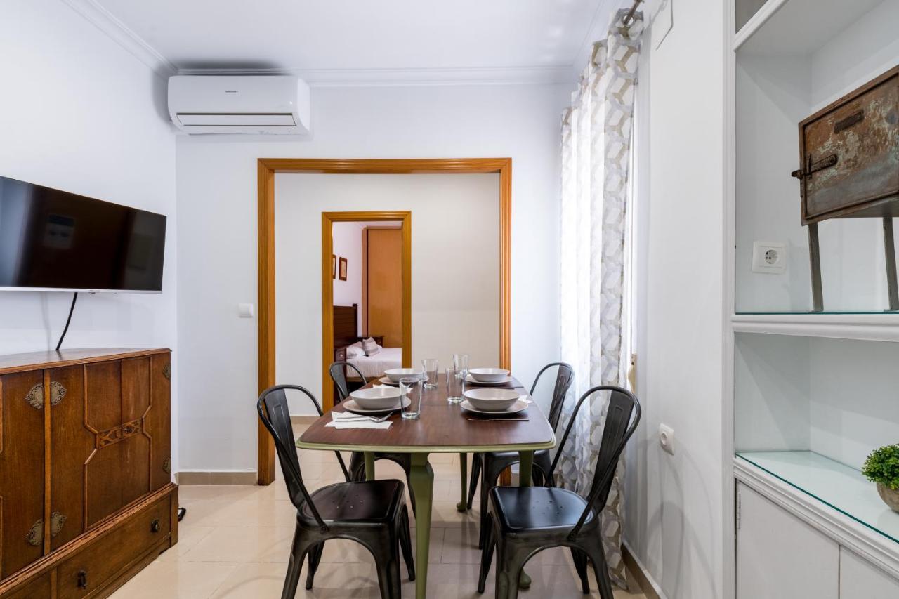 Holi-Rent Salado Apartman Sevilla Kültér fotó