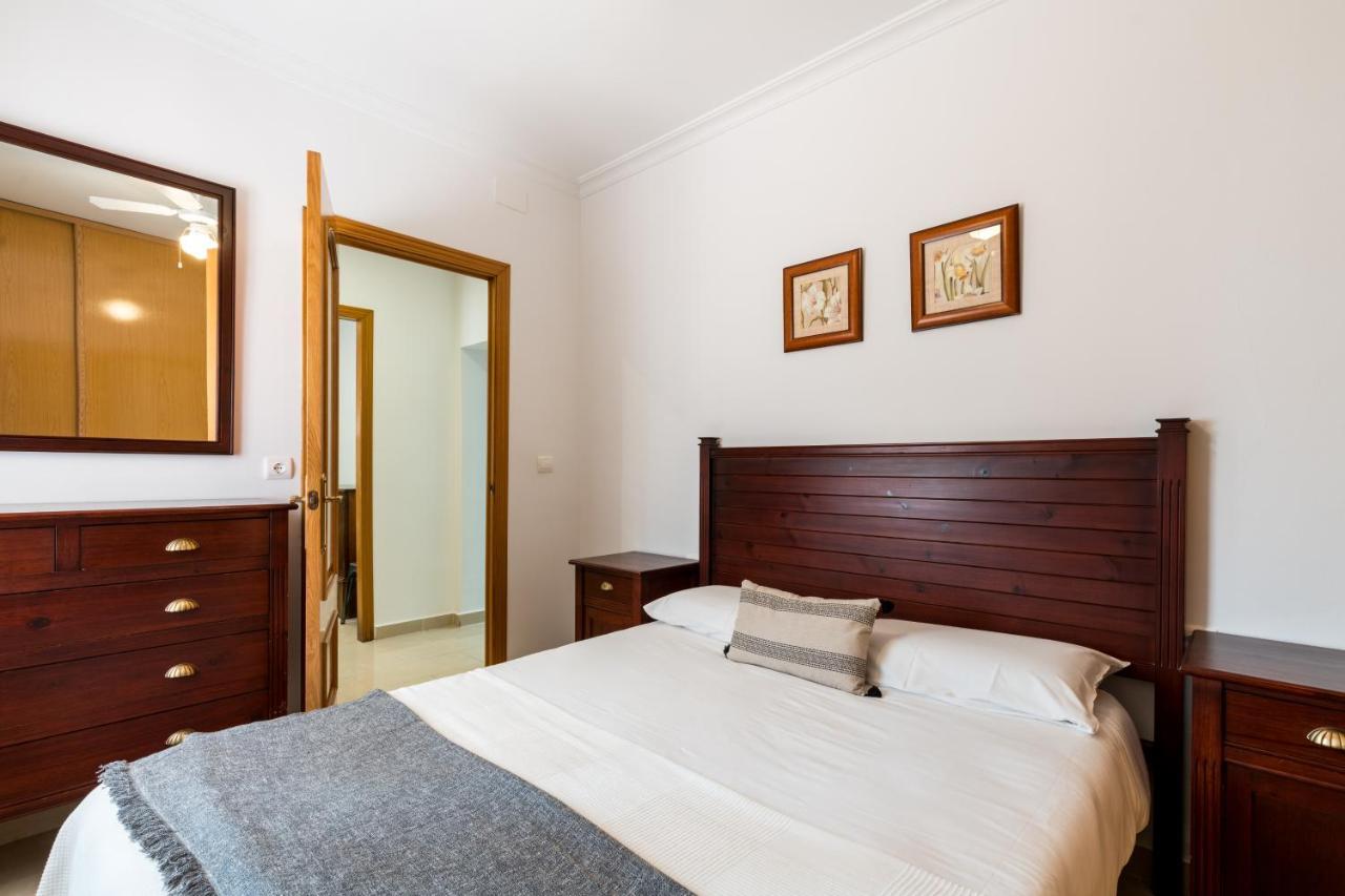 Holi-Rent Salado Apartman Sevilla Kültér fotó