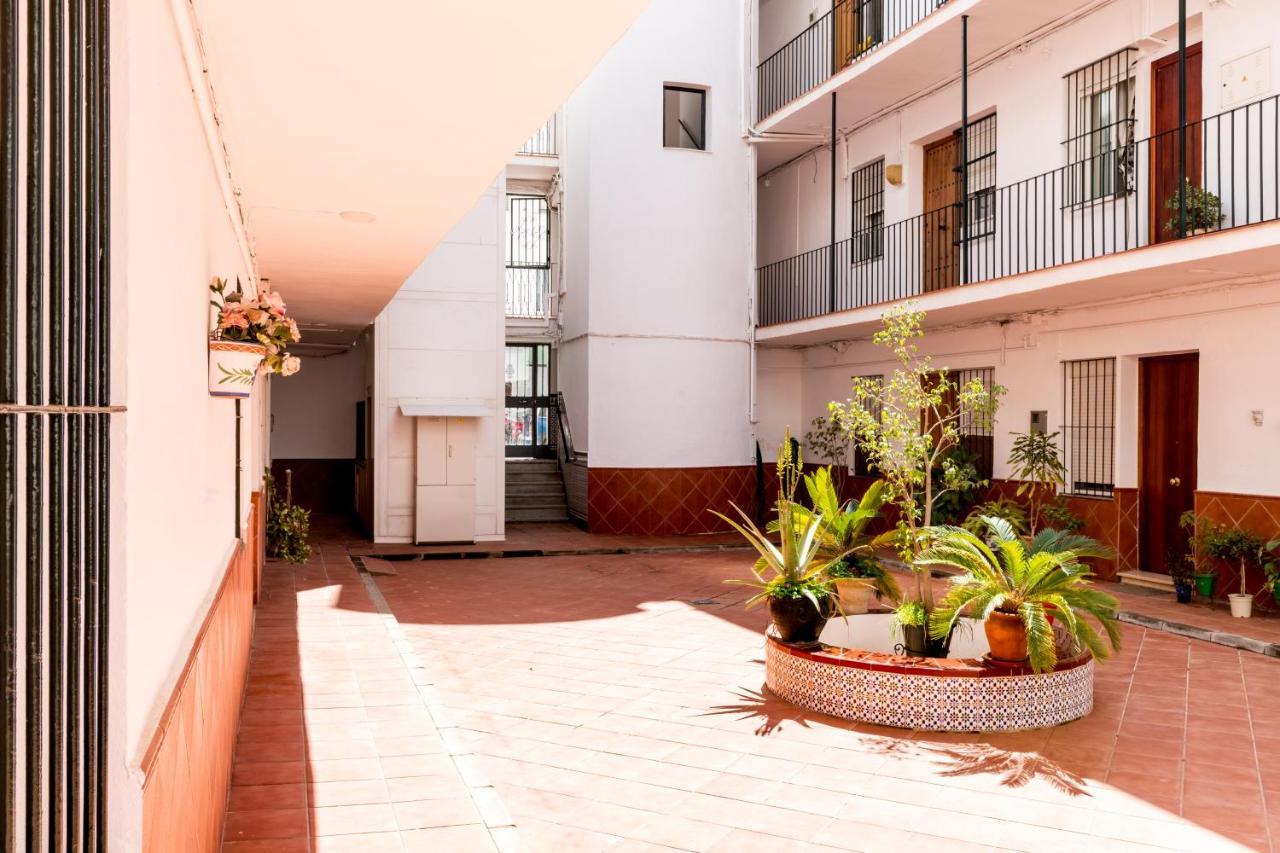 Holi-Rent Salado Apartman Sevilla Kültér fotó