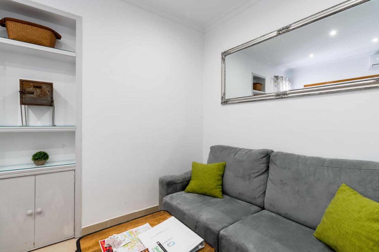 Holi-Rent Salado Apartman Sevilla Kültér fotó